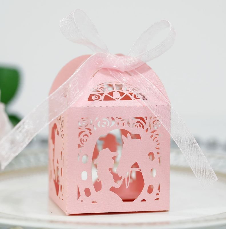 Simple Creative Wedding Hollow Girl And Horse Pattern Chocolate Candy Packaging Box