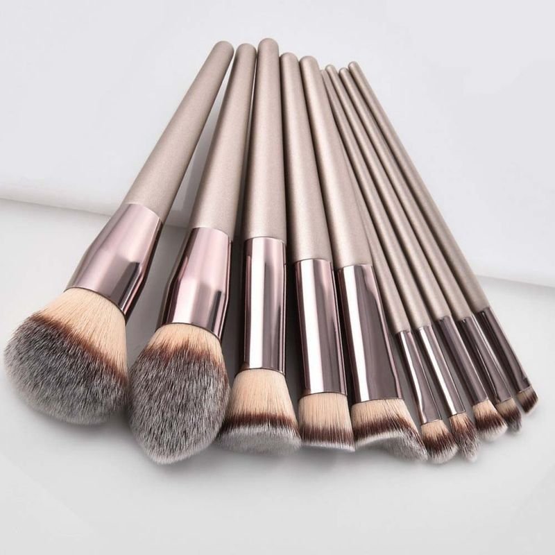 Champagne Wooden Handle Beauty Tools Makeup Brush