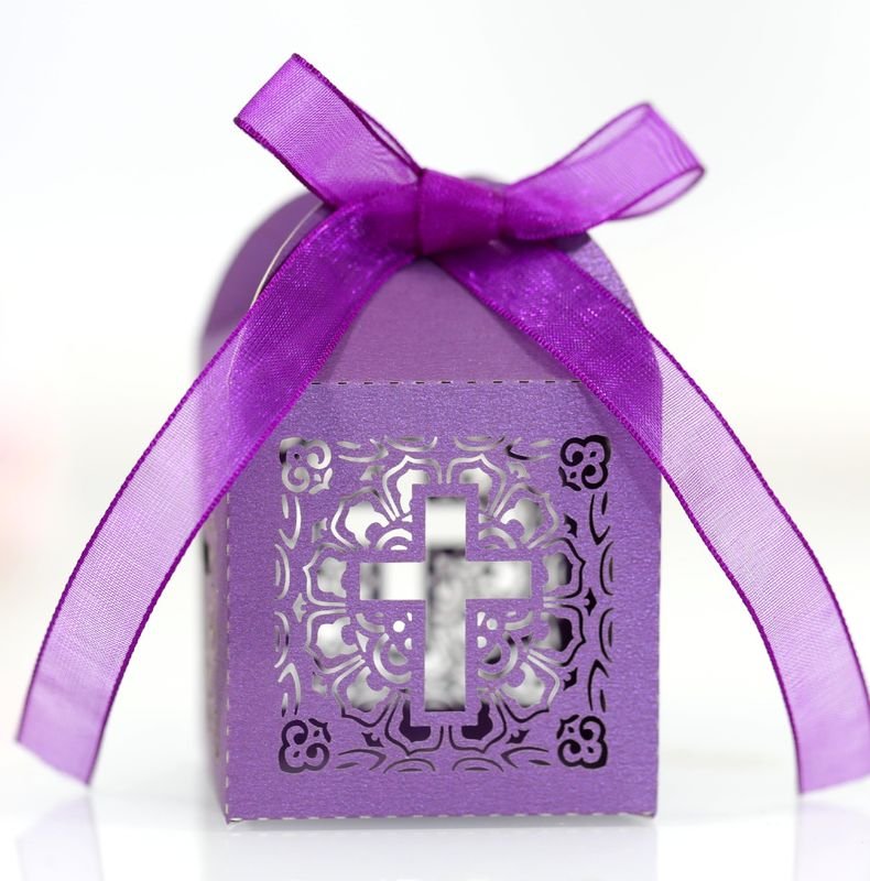 Simple Creative Cross Hollow Lace Bow Candy Box