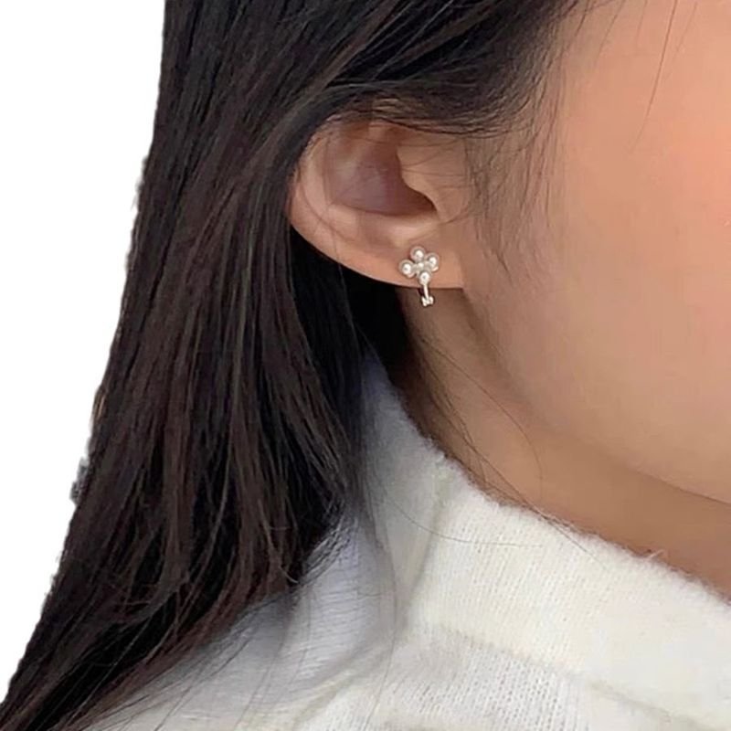 Women Fashion Simple Sterling Silver Pearl Floral Earrings