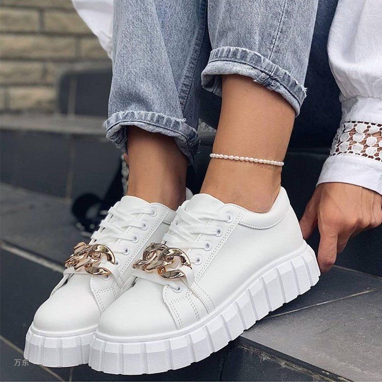 Plus Size Women Fashionable Solid Color Chain Thick Bottom Sneaker