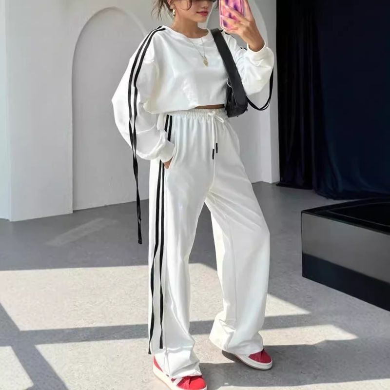 Plus Size Autumn And Winter Women Athleisure Contrast Color Ribbon Stripe Pullover Sweatshirt Pants Set