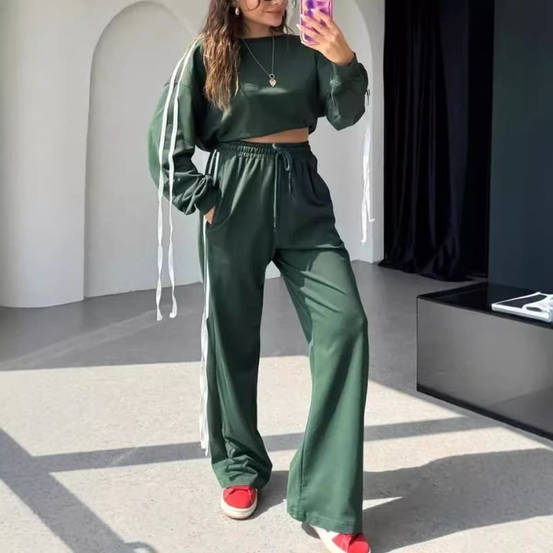 Plus Size Autumn And Winter Women Athleisure Contrast Color Ribbon Stripe Pullover Sweatshirt Pants Set