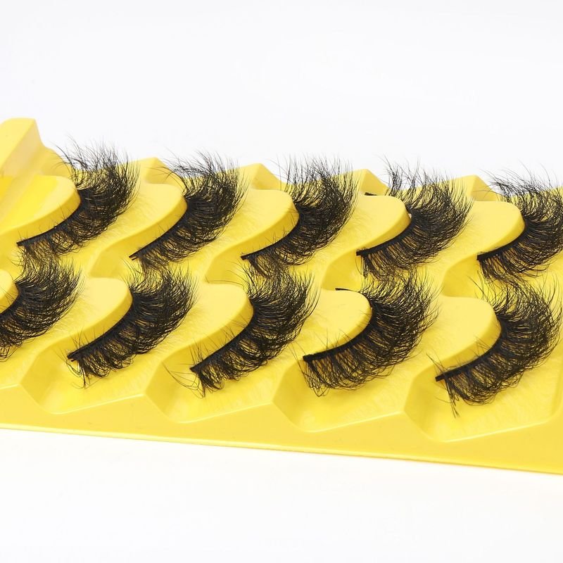 Women Simple Thick Fluffy False Eyelashes Five Pairs