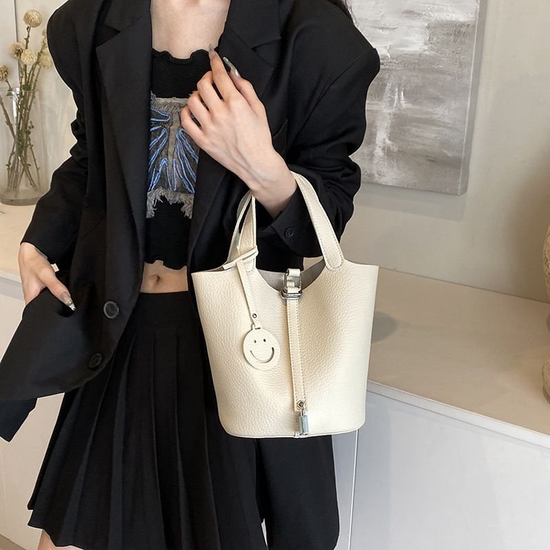 Women Fashionable Solid Color Large Capacity PU Handle Bucket Bag